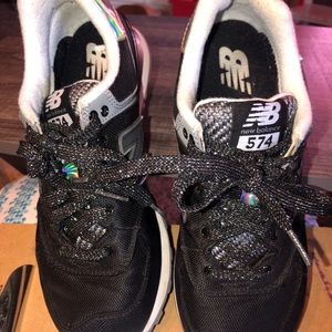 NEW BALANCE 574.. EUC.. SIZE 8 WOMEN